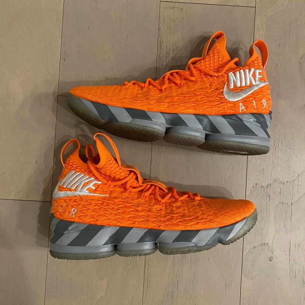 Nike Lebron 15 PE ‘Orange Box’ - Size 12
